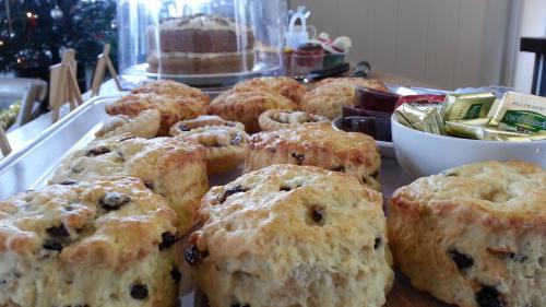 Scones and Cakes